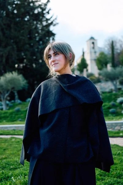 Portrait de Julia Lema Barros par Loic Legros